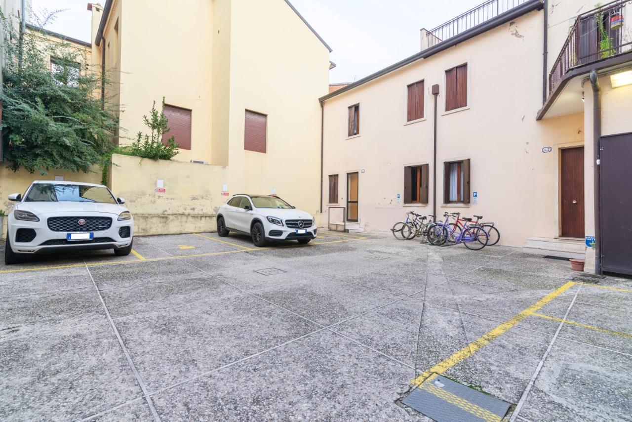 Center Urban Flat Apartment Padova